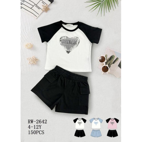 COMPLETO CON SHORTS 4/12 ANNI