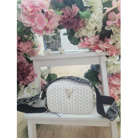 BORSA TRACOLLA GUESS