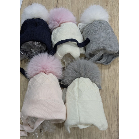 CAPPELLO CON PON PON