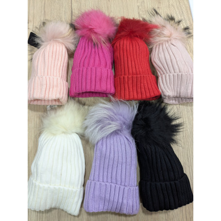 CAPPELLO CON PON PON