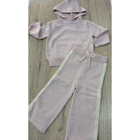 TUTA DUE PEZZI IN LANA 12/36 MESI